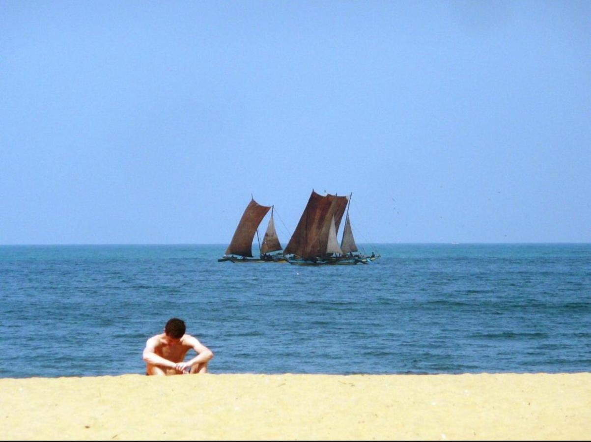 Hotel Silver Sands Negombo Buitenkant foto