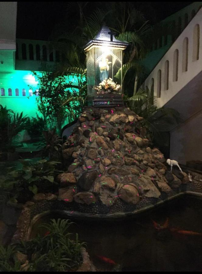Hotel Silver Sands Negombo Buitenkant foto